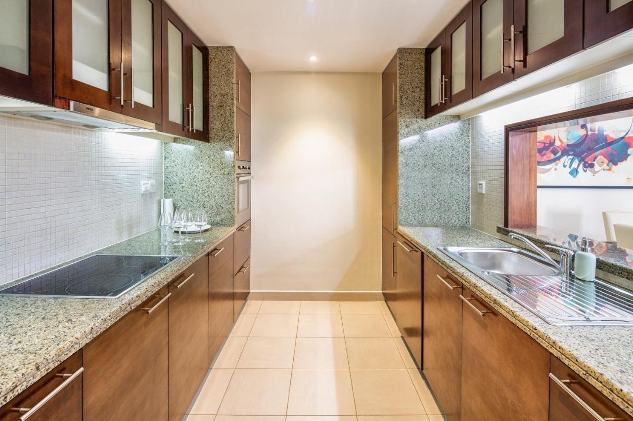 Nasma Luxury Stays - Fantastic Burj Khalifa View From This Fancy Condo Dubái Exterior foto